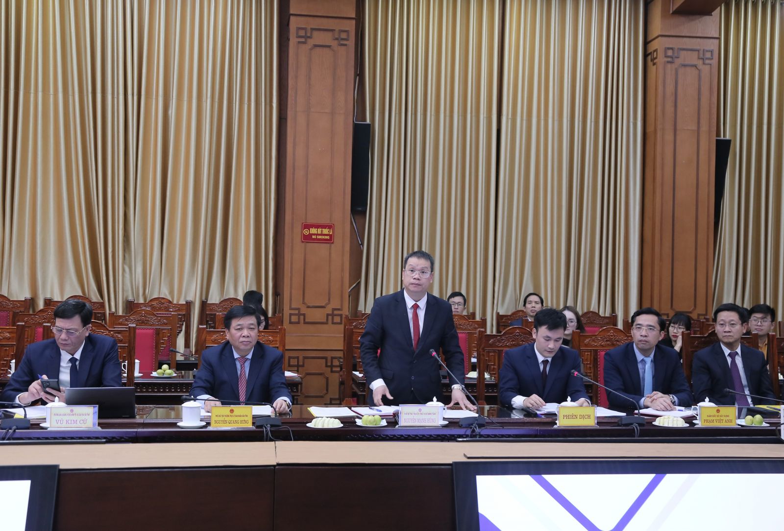 Đồng chí Nguyễn Mạnh Hùng, Phó Bí thư Tỉnh ủy, Chủ tịch UBND tỉnh tiếp và làm việc với Hiệp hội Doanh nhân Việt Nam ở nước ngoài và nhà đầu tư Nhật Bản