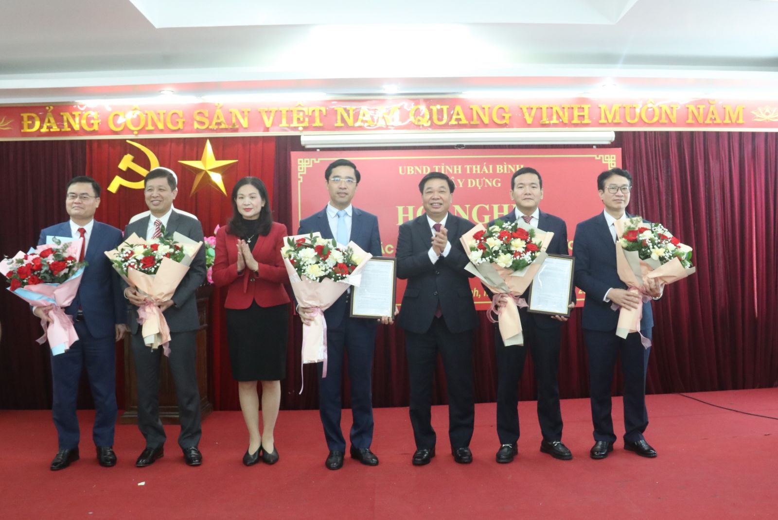 Công bố Quyết định hợp nhất tổ chức Đảng và quyết định chỉ định, bổ nhiệm cán bộ tại Sở Xây dựng