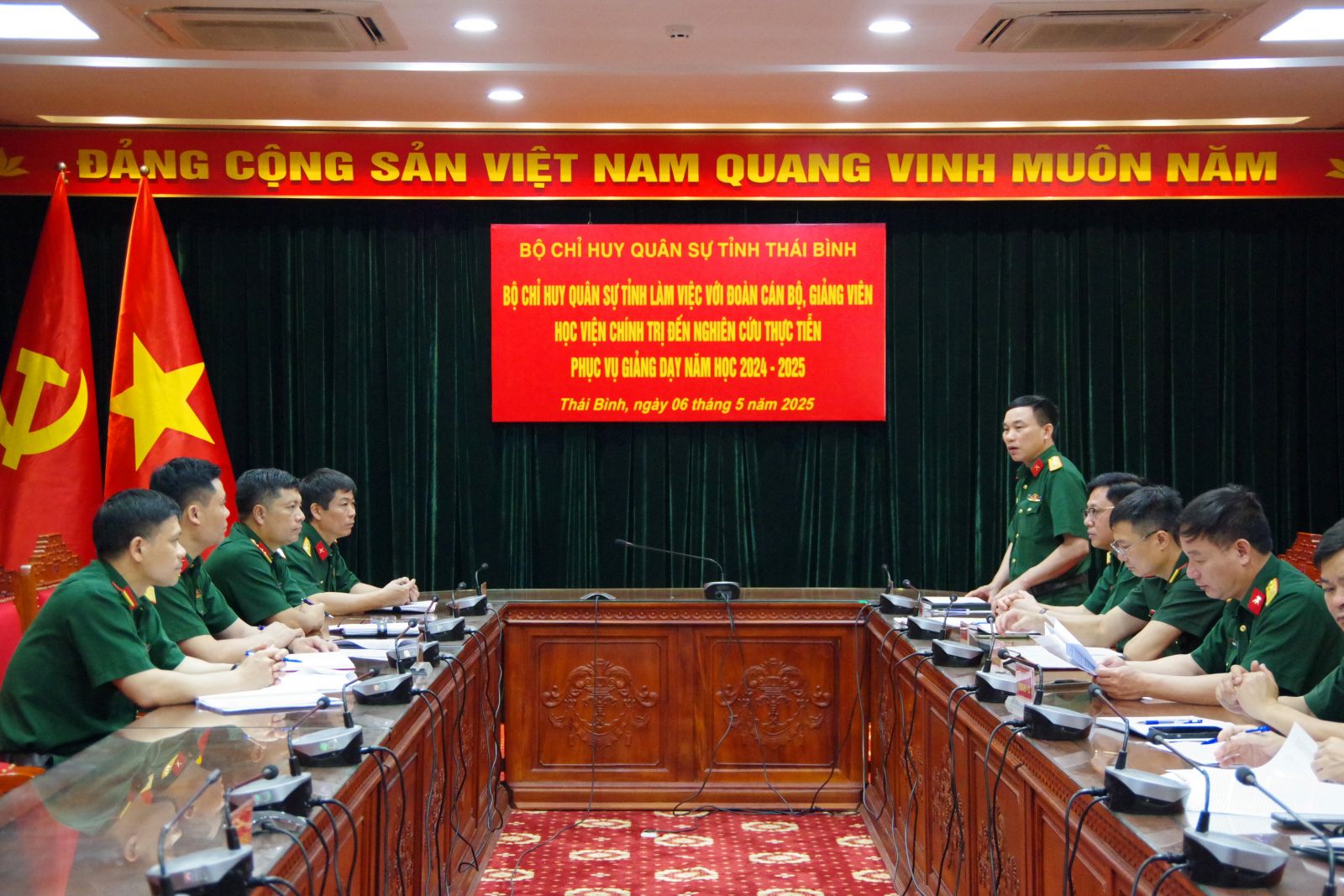 Đoàn công tác Học viên Chính trị nghiên cứu thực tế tại Thái Bình