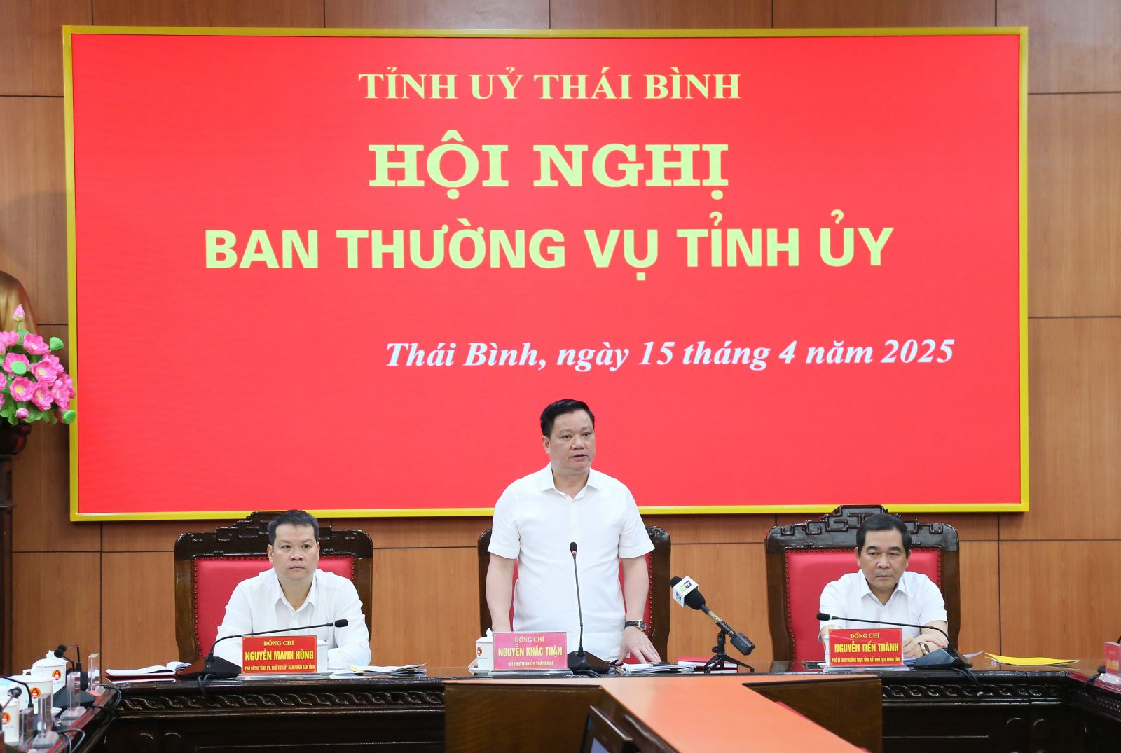 Hội nghị Ban Thường vụ Tỉnh ủy
