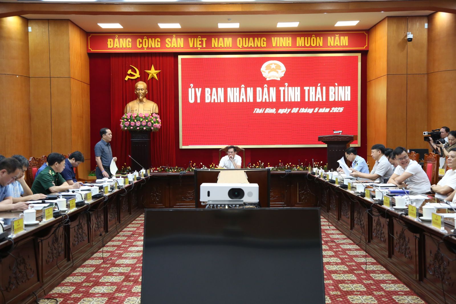 4 tháng đầu năm, xử lý 671 vụ việc vi phạm, liên quan đến buôn lậu, gian lận thương mại và hàng giả