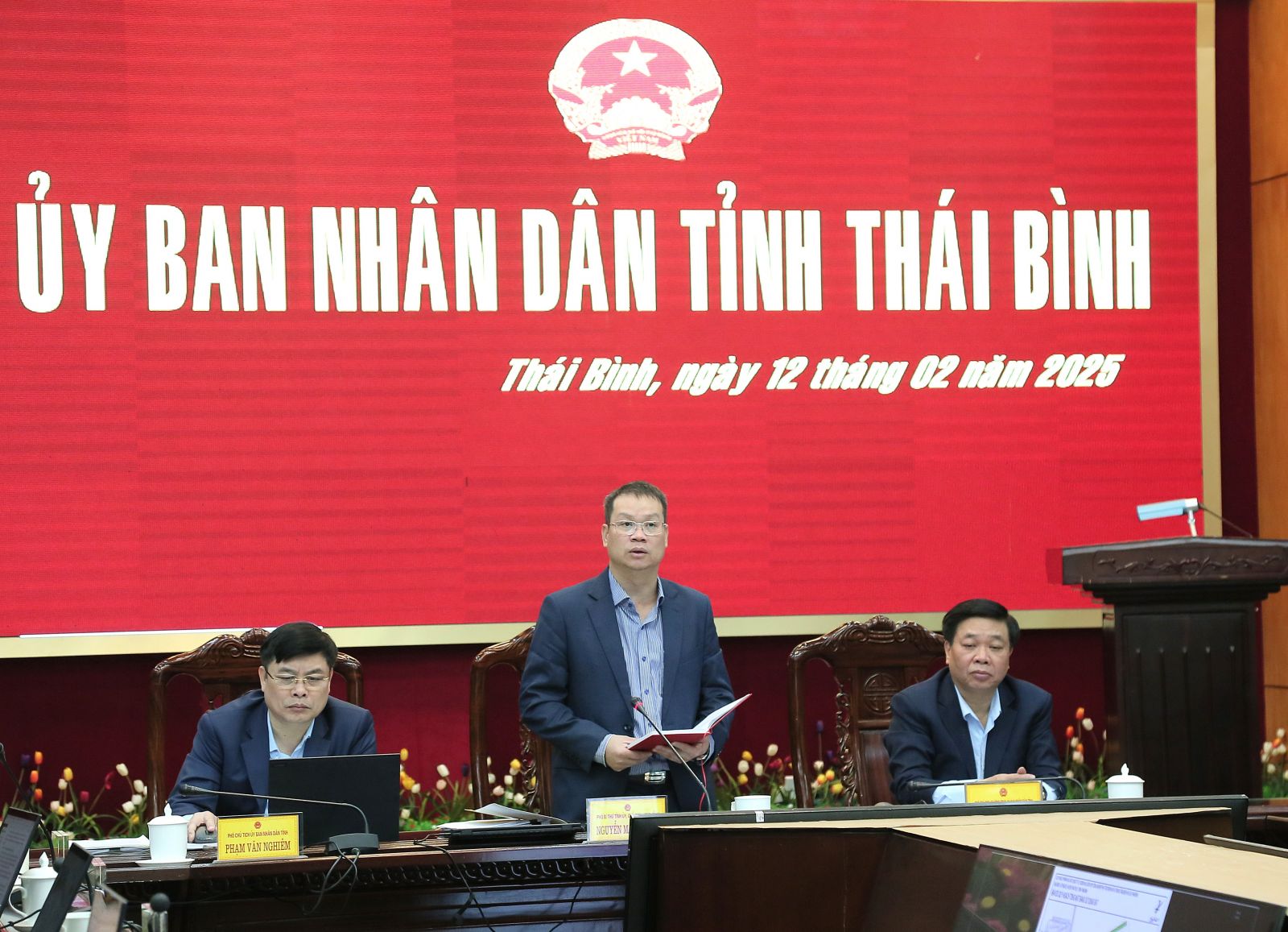 UBND tỉnh nghe và cho ý kiến về một số nội dung quan trọng