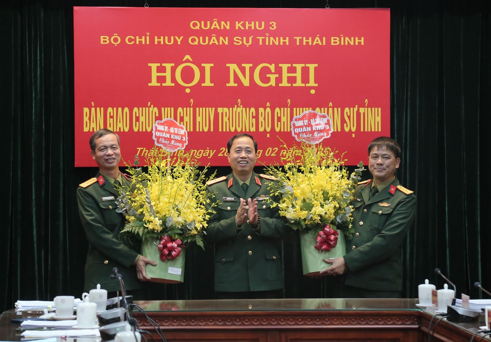 Hội nghị bàn giao chức danh Chỉ huy trưởng Bộ CHQS tỉnh