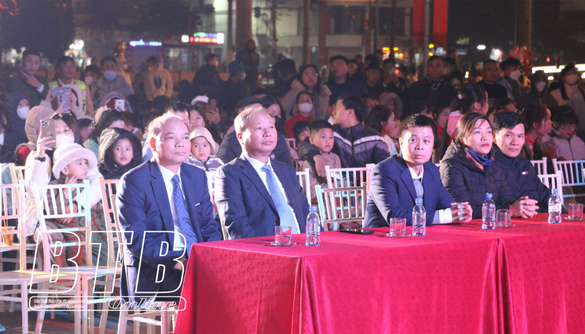 Hân hoan chào đón năm mới