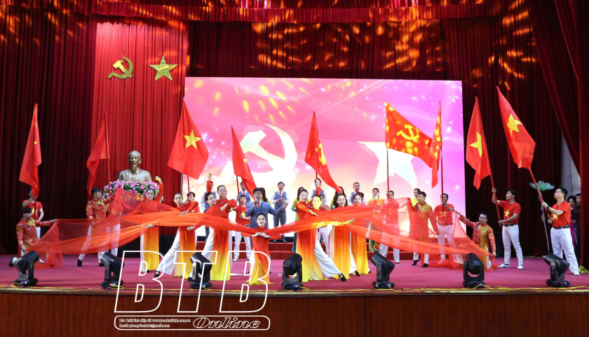 Tết sung túc, bình yên