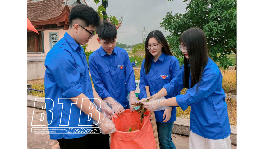 Tỉnh đoàn: Huy động gần 400 đoàn viên, thanh niên, tình nguyện viên tham gia vệ sinh môi trường tại Khu lưu niệm nhà bác học Lê Quý Đôn