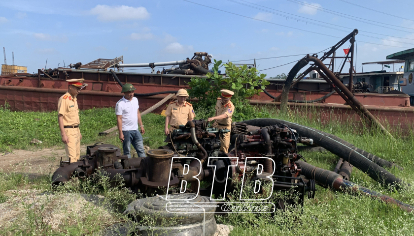 Thái Bình: Triển khai tổng kiểm soát phương tiện bơm hút và vận chuyển cát, sỏi không đăng ký, đăng kiểm