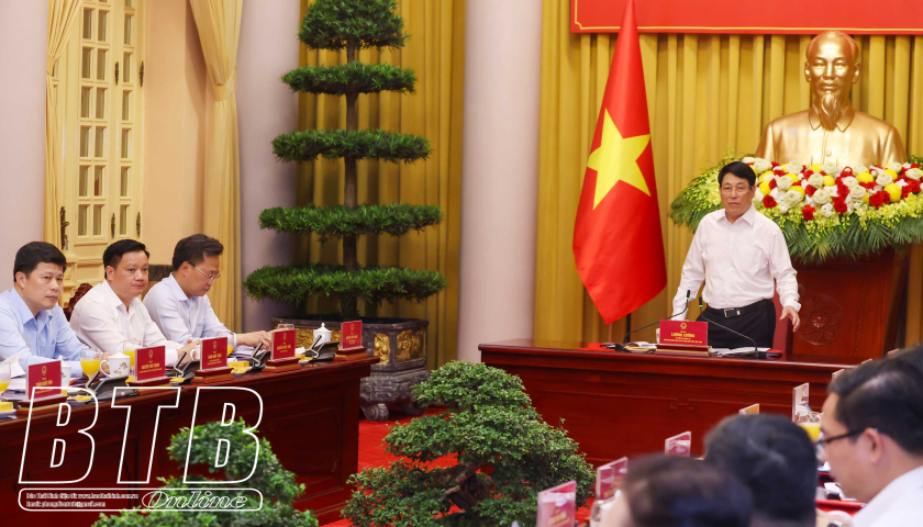 Chủ tịch nước Lương Cường làm việc với Tỉnh ủy Hưng Yên và Tỉnh ủy Thái Bình về thực hiện Nghị quyết Hội nghị lần thứ 11 Ban Chấp hành Trung ương Đảng khóa XIII