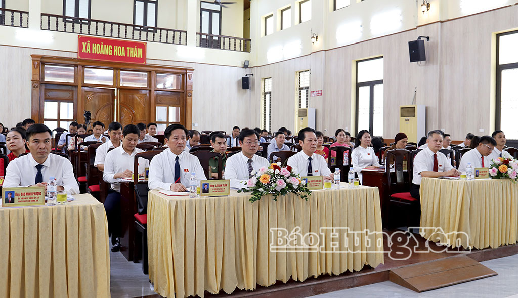 HĐND xã Hoàng Hoa Thám thông qua các nghị quyết về đầu tư công và tài chính
