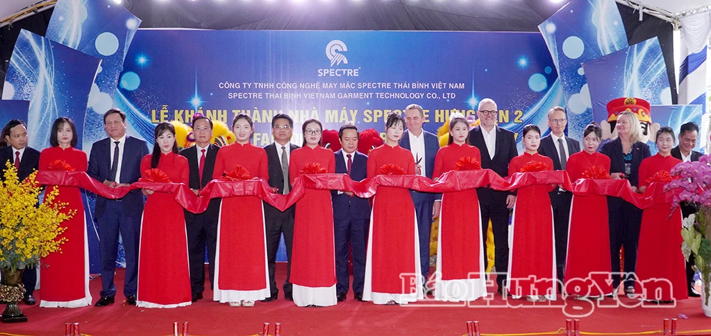 Khánh thành nhà máy Spectre Hưng Yên 2